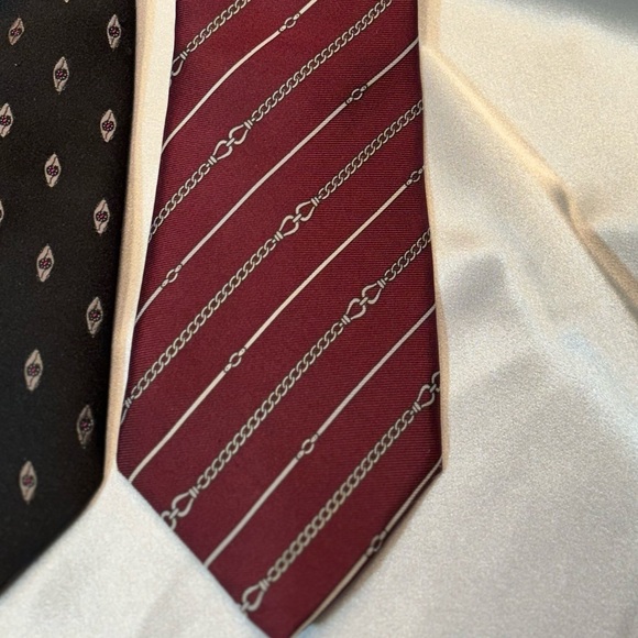 EUC Christian Dior Monsieur VINTAGE Neckties 100% Italian Silk Tie-sold as Set - Picture 6 of 7